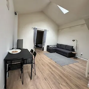  Appartement T2 Calme Et Equipe